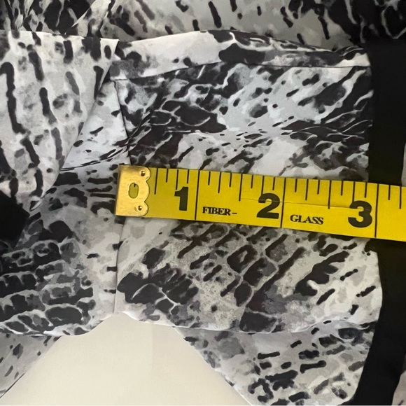 Victoria’s Secret Pink Ultimate shorts - Picture 6 of 7